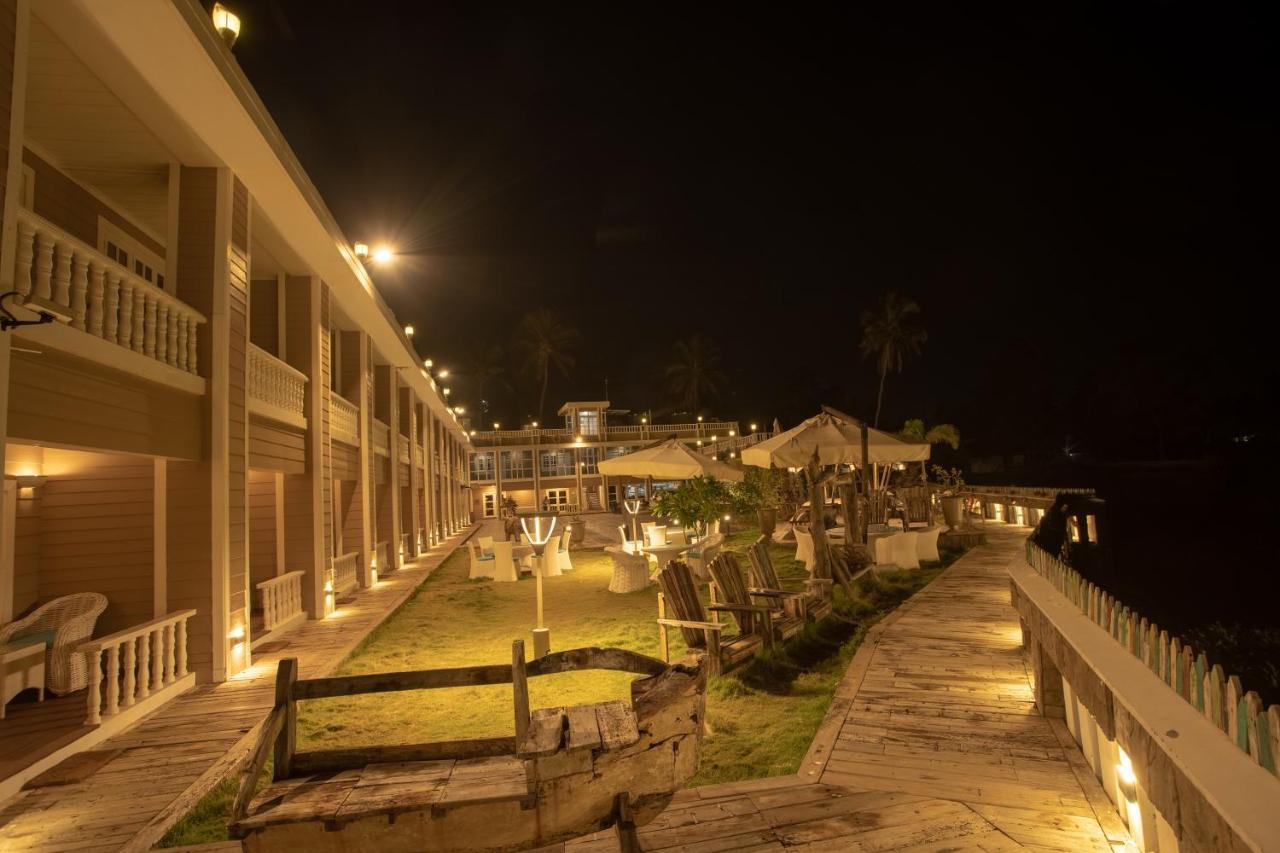 State Beach Resort And Spa Kannur Exteriér fotografie
